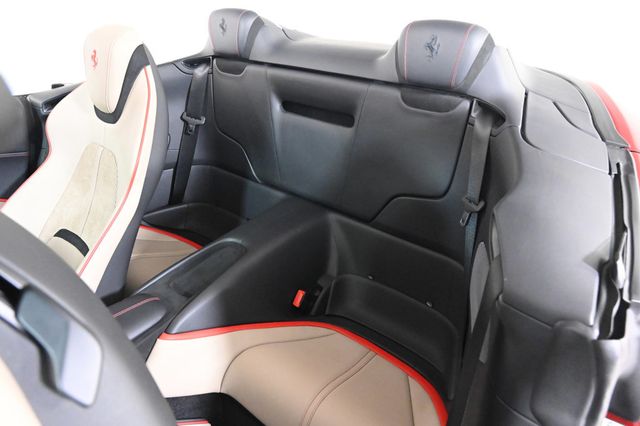2024 Ferrari Roma Spider Base - 22926026 - 20