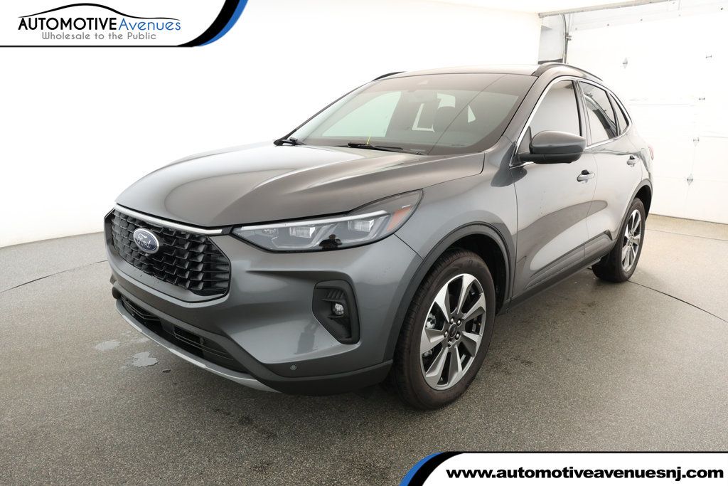 2024 Ford Escape Platinum AWD - 22923814 | Video 1