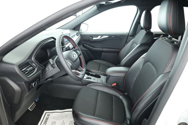 2024 Ford Escape ST-Line - 22915577 - 16