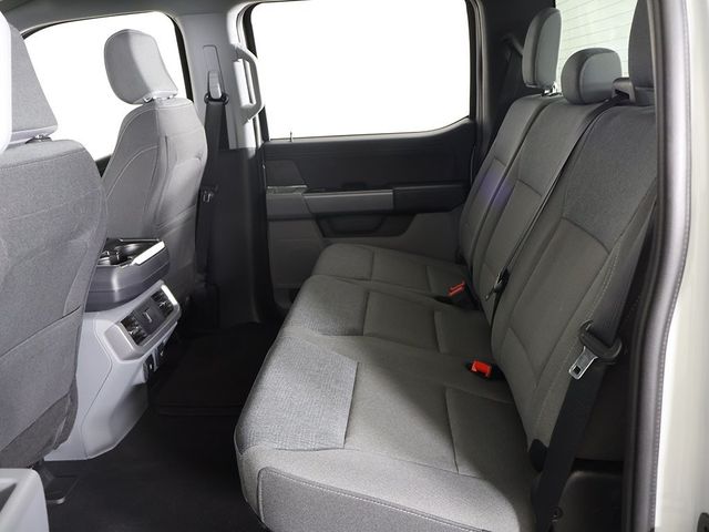 2024 Ford F-150 XLT - 22876127 - 32