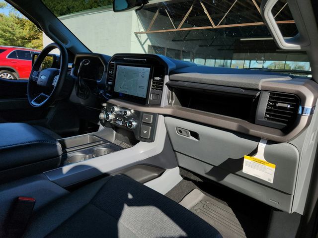 2024 Ford F-150 XLT 4WD SuperCrew 5.5' Box w/ Equipment 302A, PowerBoost Hybrid - 22934715 - 13