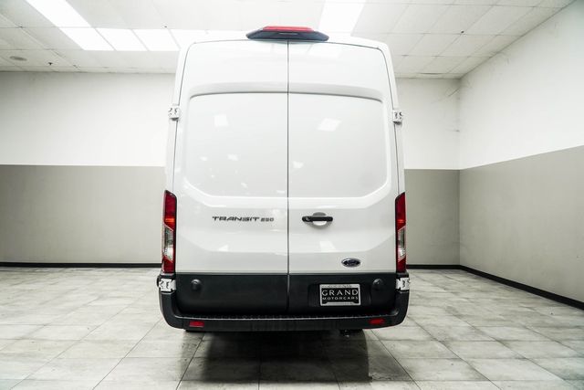 2024 Ford Transit Cargo Van T-250 148" EL Hi Rf 9070 GVWR RWD - 22936662 - 10