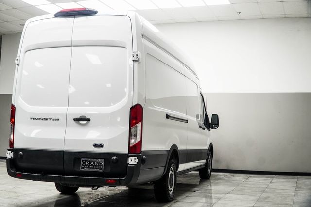 2024 Ford Transit Cargo Van T-250 148" EL Hi Rf 9070 GVWR RWD - 22936662 - 11