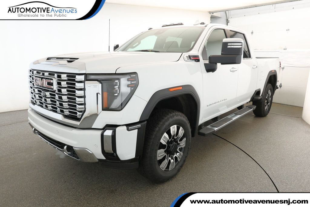 2024 GMC Sierra 2500HD 4WD Crew Cab 159'' Denali w/ T. Diesel, Max Trailer & Hitch Pkgs - 22928051 | Video 1