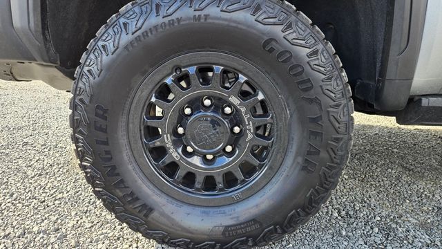 2024 GMC Sierra 2500HD AT4X AEV Edition - 22932853 - 12