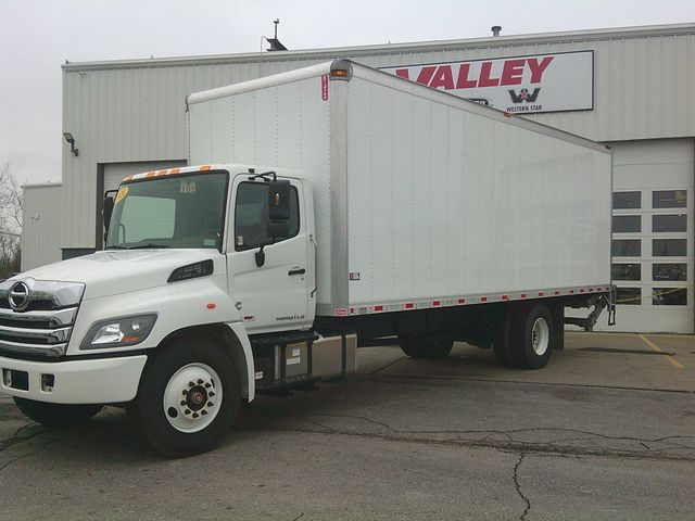 2024 HINO HINOL6 2024 HINO 26' BOX TRUCK - 22713142 - 0