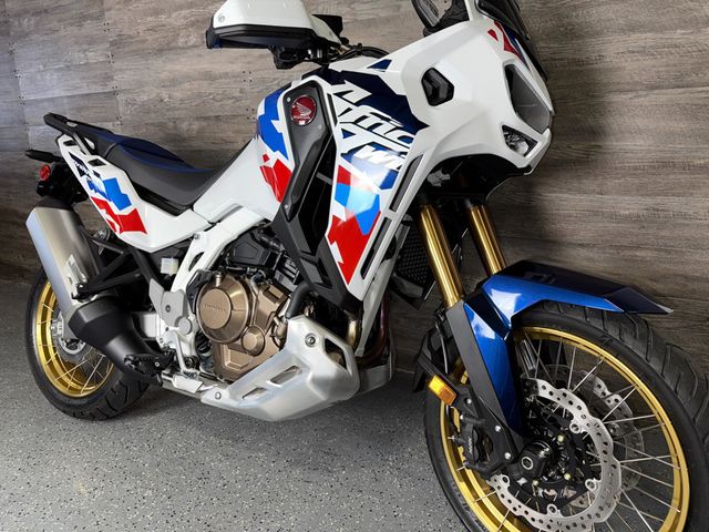 2024 Honda Africa Twin Adventure Sports ES LIKE NEW! - 22921557 - 1