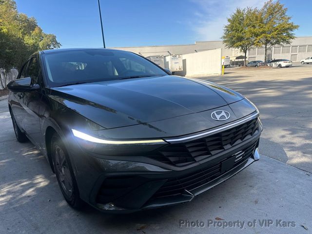 2024 Hyundai Elantra SE IVT - 22936563 - 2