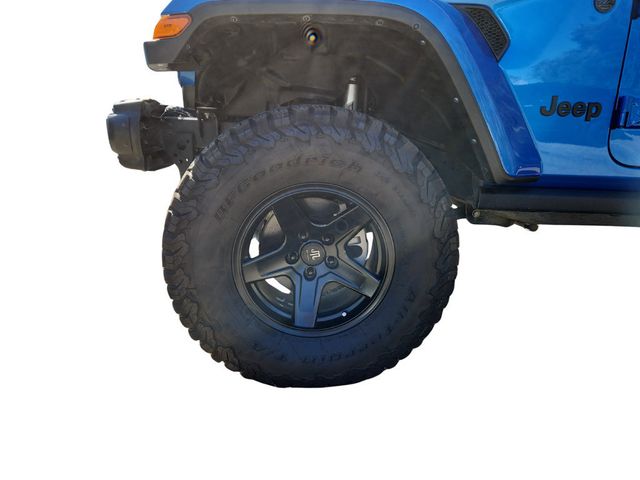 2024 Jeep Gladiator Willys 4x4 with 3-Piece Hard Top - 22935183 - 23