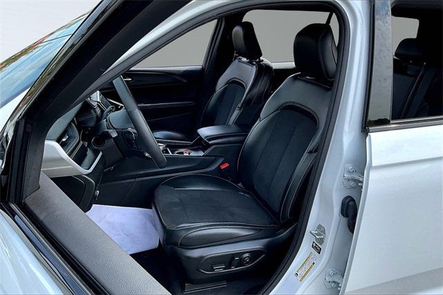 2024 Jeep Grand Cherokee L Altitude - 22919845 - 9