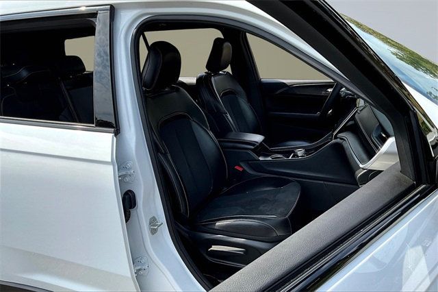 2024 Jeep Grand Cherokee L Altitude - 22919845 - 12