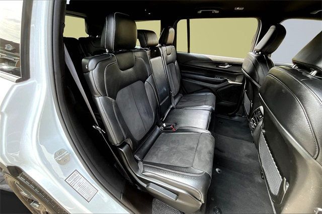 2024 Jeep Grand Cherokee L Altitude - 22919845 - 13