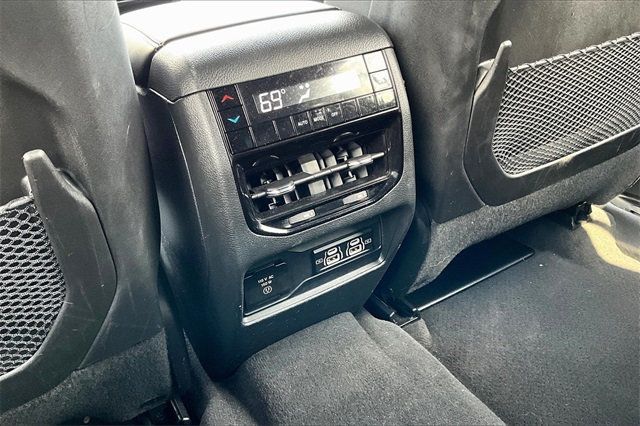 2024 Jeep Grand Cherokee L Altitude - 22919845 - 32