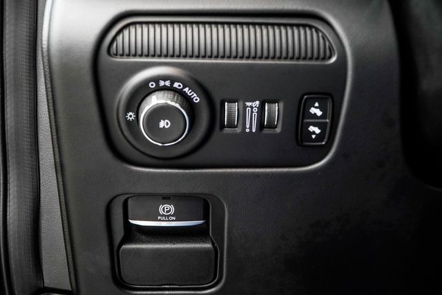 2024 Jeep Grand Wagoneer Series III - 22936694 - 35