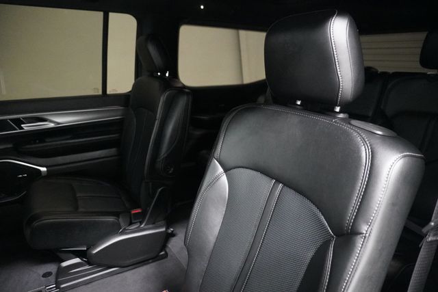 2024 Jeep Wagoneer Series II Carbide 4x4 - 22929810 - 9