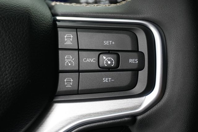 2024 Jeep Wagoneer Series II Carbide 4x4 - 22929810 - 14