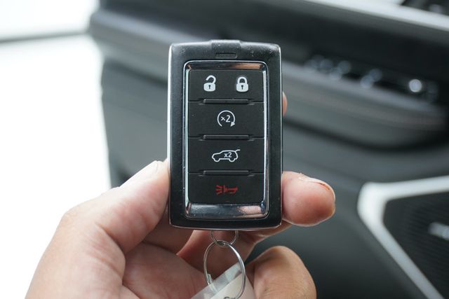 2024 Jeep Wagoneer Series II Carbide 4x4 - 22929810 - 15