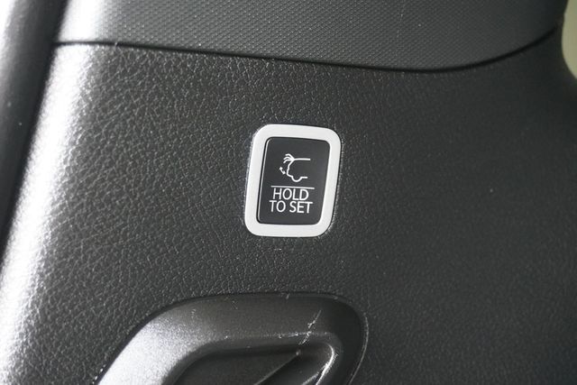 2024 Jeep Wagoneer Series II Carbide 4x4 - 22929810 - 30