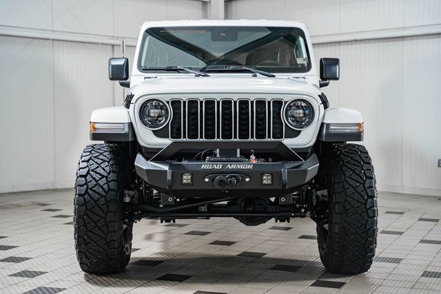 2024 Jeep Wrangler Sahara - 22801334 - 1