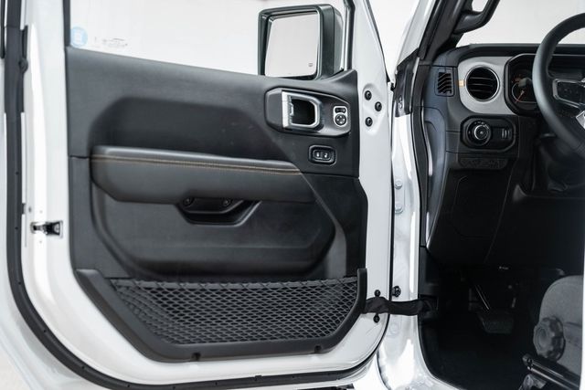 2024 Jeep Wrangler Sahara - 22801334 - 46