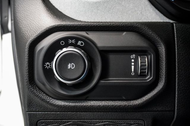 2024 Jeep Wrangler Sport - 22890963 - 31