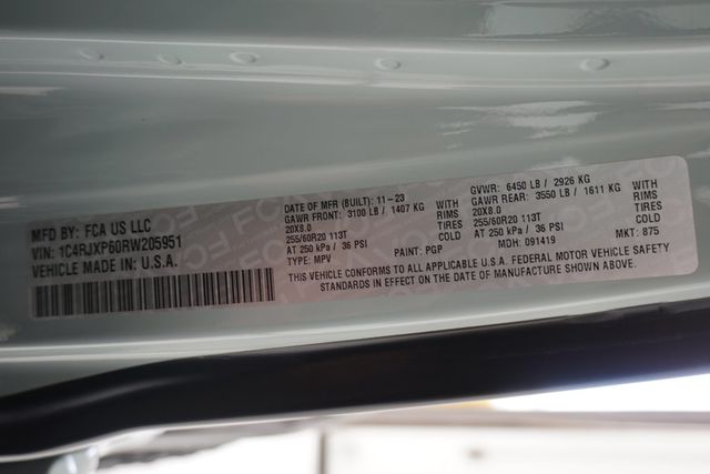 2024 Jeep Wrangler 4xe Sahara 4x4 - 22934857 - 31