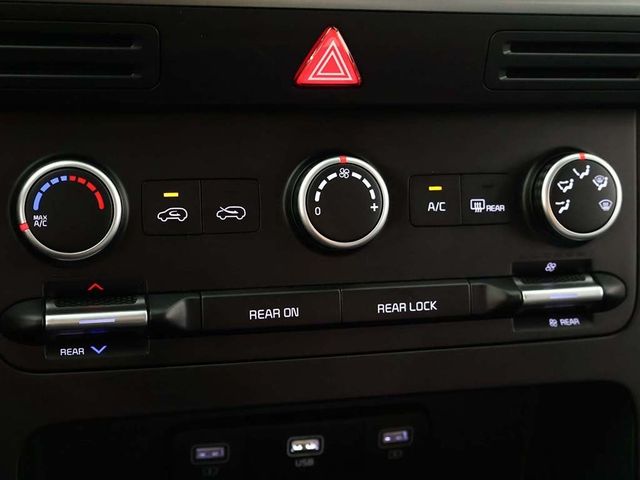 2024 Kia Carnival LX FWD w/Seat Pkg - 22926233 - 46
