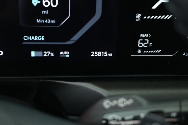 2024 Kia EV9 GT-Line AWD with 2nd Row VIP Relaxation Package - 22910804 - 13