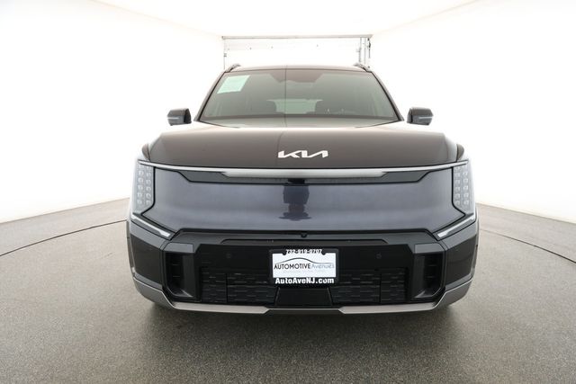2024 Kia EV9 GT-Line AWD with 2nd Row VIP Relaxation Package - 22910804 - 1