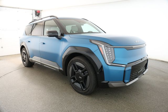 2024 Kia EV9 GT-Line AWD with 2nd Row VIP Relaxation Package - 22929333 - 2