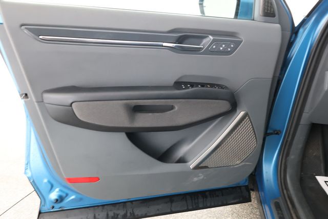 2024 Kia EV9 Land AWD with 2nd Row VIP Relaxation Package - 22859609 - 10