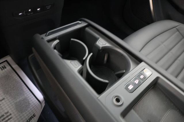 2024 Kia EV9 Land AWD with 2nd Row VIP Relaxation Package - 22859609 - 16
