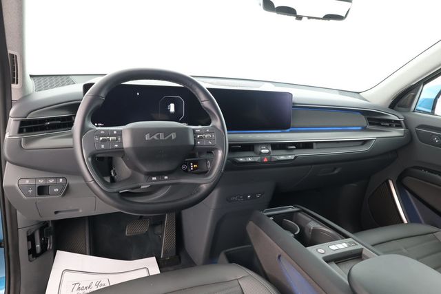 2024 Kia EV9 Land AWD with 2nd Row VIP Relaxation Package - 22874634 - 12