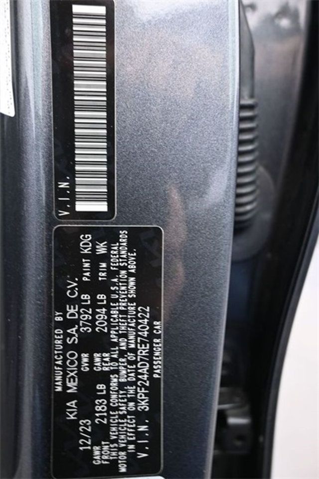 2024 Kia Forte LXS IVT - 22936333 - 3