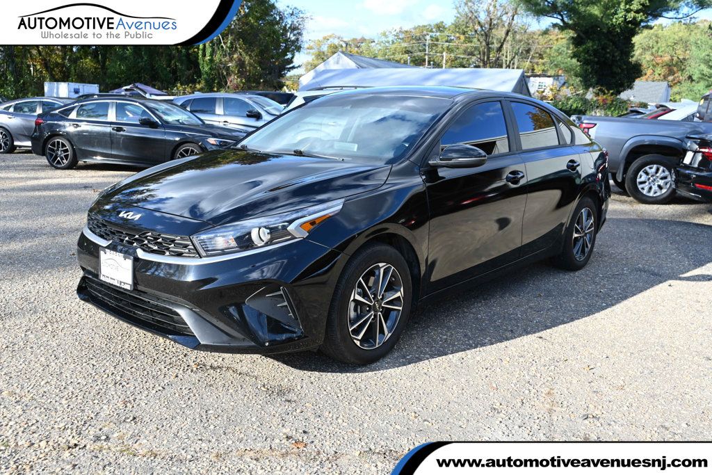 2024 Kia Forte LXS IVT with Technology Package - 22936746 | Video 1
