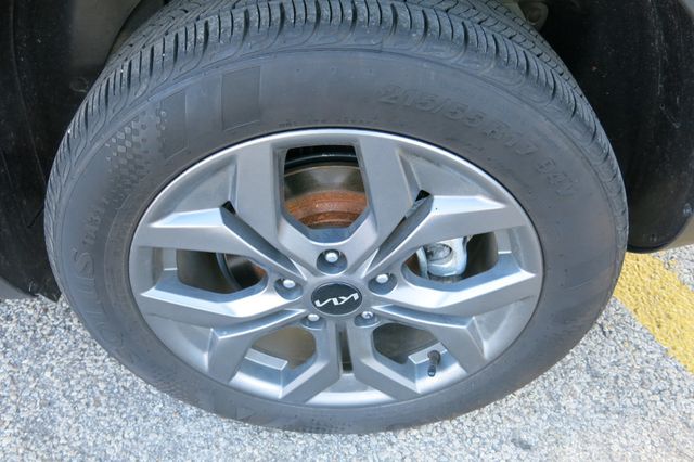 2024 Kia Seltos S IVT AWD - 22931480 - 32