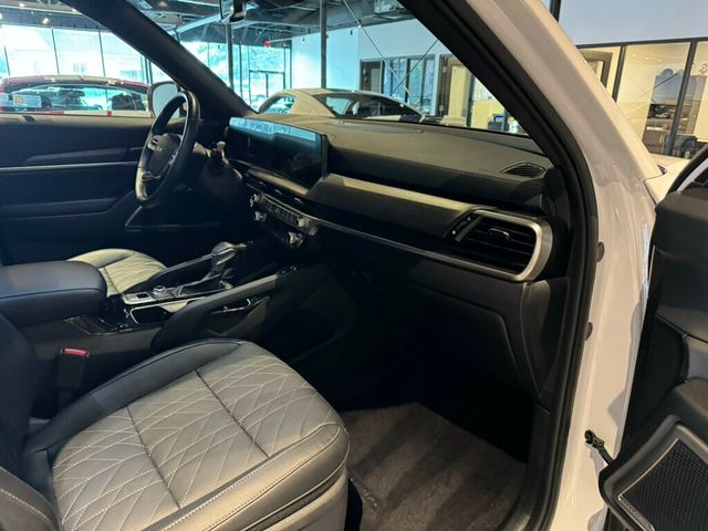 2024 Kia Telluride LocalTrade/EX-Line/AWD/Heated&CooledSeats/2ndRowCaptains - 22905351 - 28