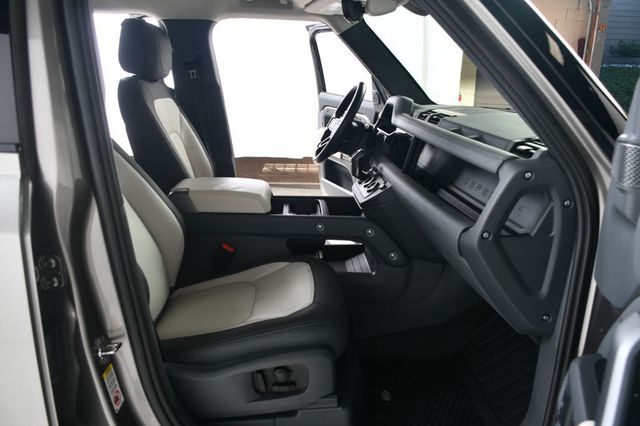 2024 Land Rover Defender 110 P400 X-Dynamic SE - 22931019 - 29