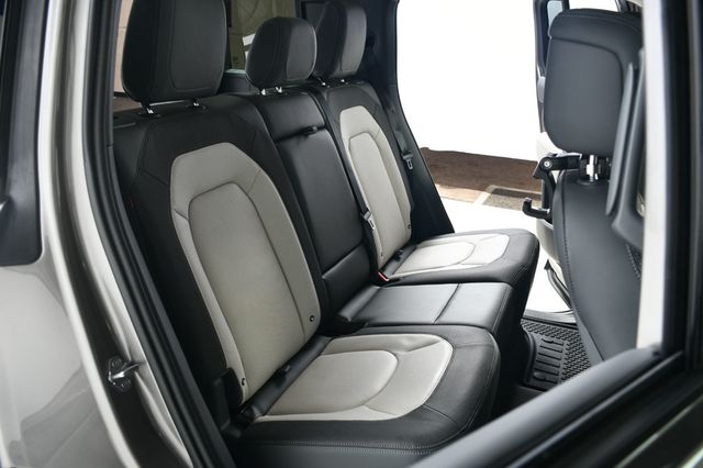 2024 Land Rover Defender 110 P400 X-Dynamic SE - 22931019 - 39