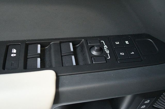 2024 Land Rover Defender 110 P400 X-Dynamic SE - 22931019 - 71