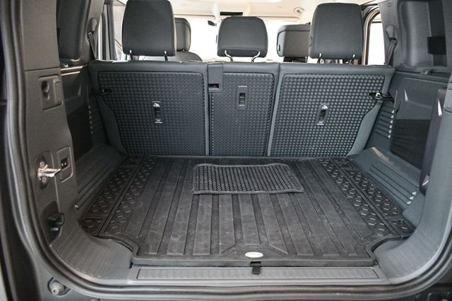 2024 Land Rover Defender 110 P400 X-Dynamic SE - 22931019 - 76