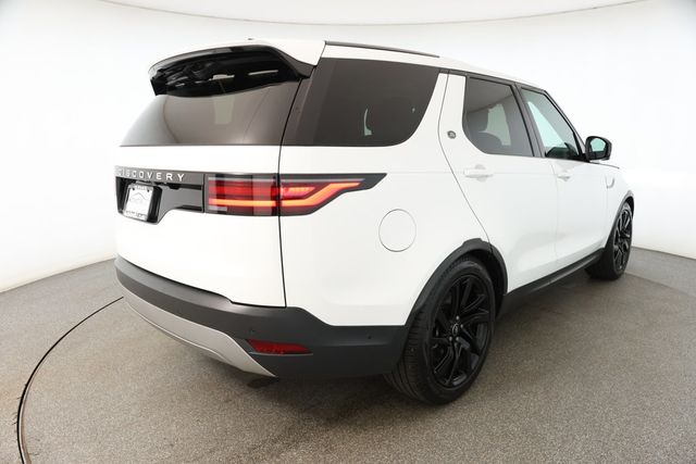 2024 Land Rover Discovery P300 S with 21'' Wheels & Cold Climate Pack - 22928910 - 3