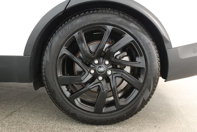 2024 Land Rover Discovery P300 S with 21'' Wheels & Cold Climate Pack - 22928910 - 6