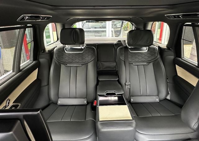 2024 Land Rover Range Rover P615 SV LWB - 22365898 - 30