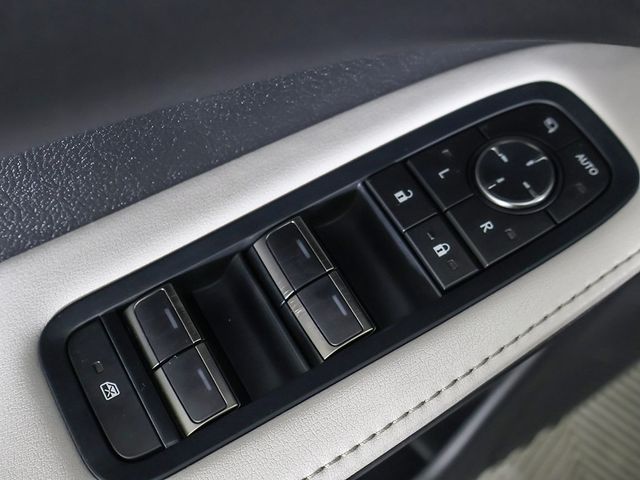 2024 Lexus RX RX 350h Premium AWD - 22912273 - 40