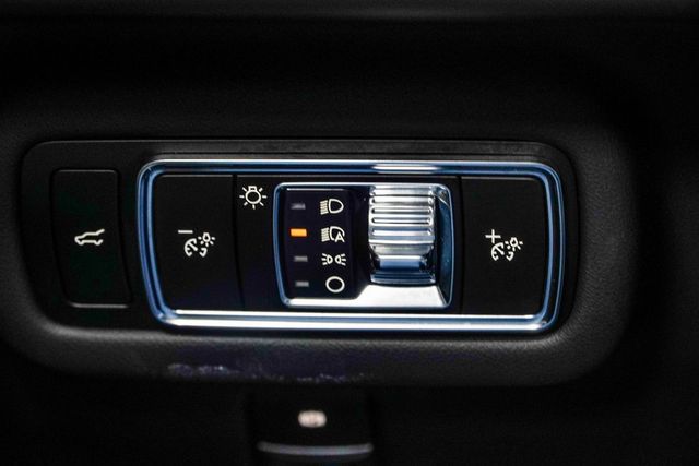 2024 Lincoln Nautilus Reserve AWD - 22915886 - 30