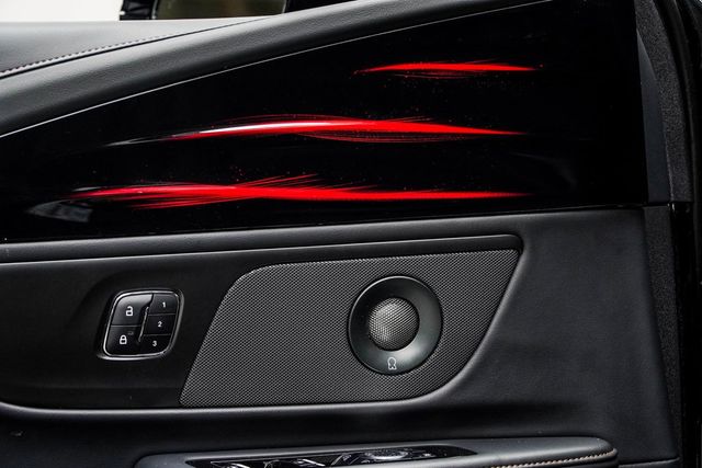 2024 Lincoln Nautilus Reserve AWD - 22915886 - 36