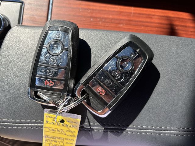 2024 Lincoln Navigator Reserve 4x4 - 22803465 - 29
