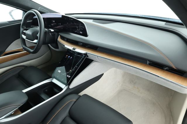 2024 Lucid Air Touring AWD with 19'' Aero Range Wheels (411-Mile Range) - 22930980 - 25