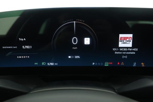 2024 Lucid Air Touring AWD with 20'' Aero Lite Stealth Wheels - 22930997 - 12